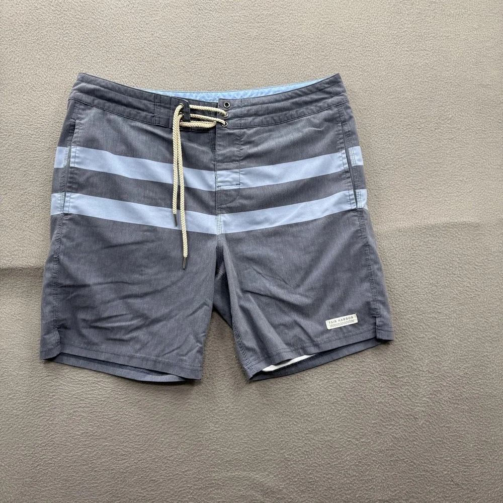 Fair Harbor Swim Shorts Mens 34 Gray Stripe Trunks UnLined Stretch Quick Dry.